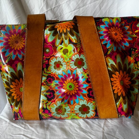 Consuela Carryall